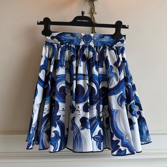 Dolce & Gabbana Dresses & Skirts - Dolce & Gabbana Majolica Skirt